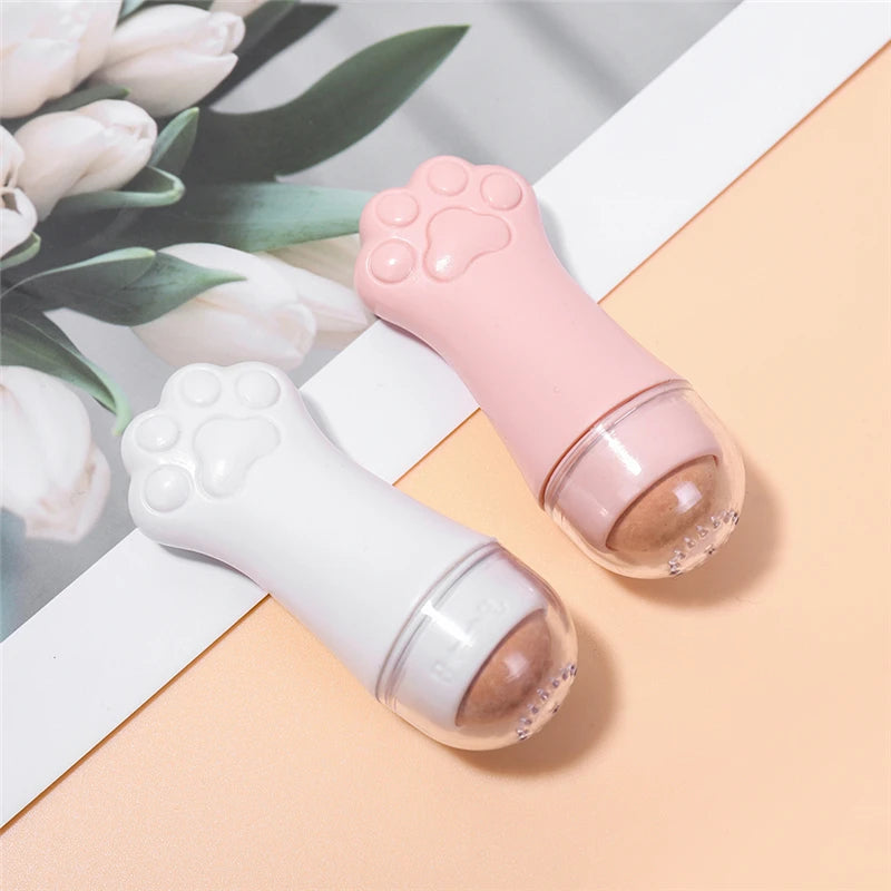 GlowPaw™ Volcanic Oil Control Roller